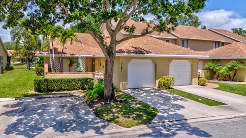 1101 Maplewood Dr, Greenacres, FL, 33415-1471 | Card Image