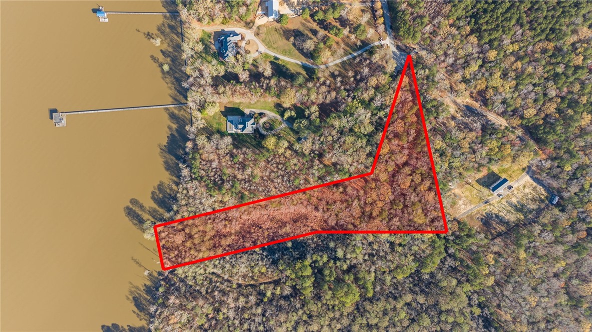 Land in Williamsburg 2