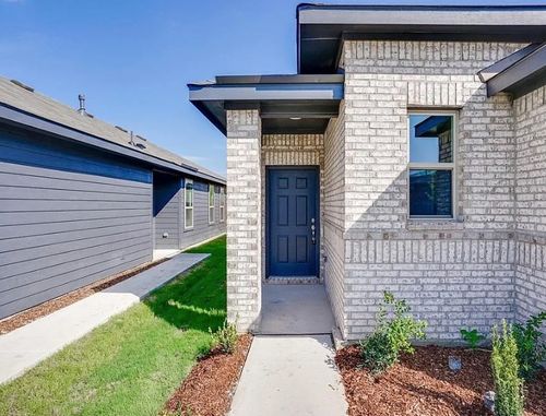 2111 River Pine Rd, Forney, TX, 75126-3946 | Card Image