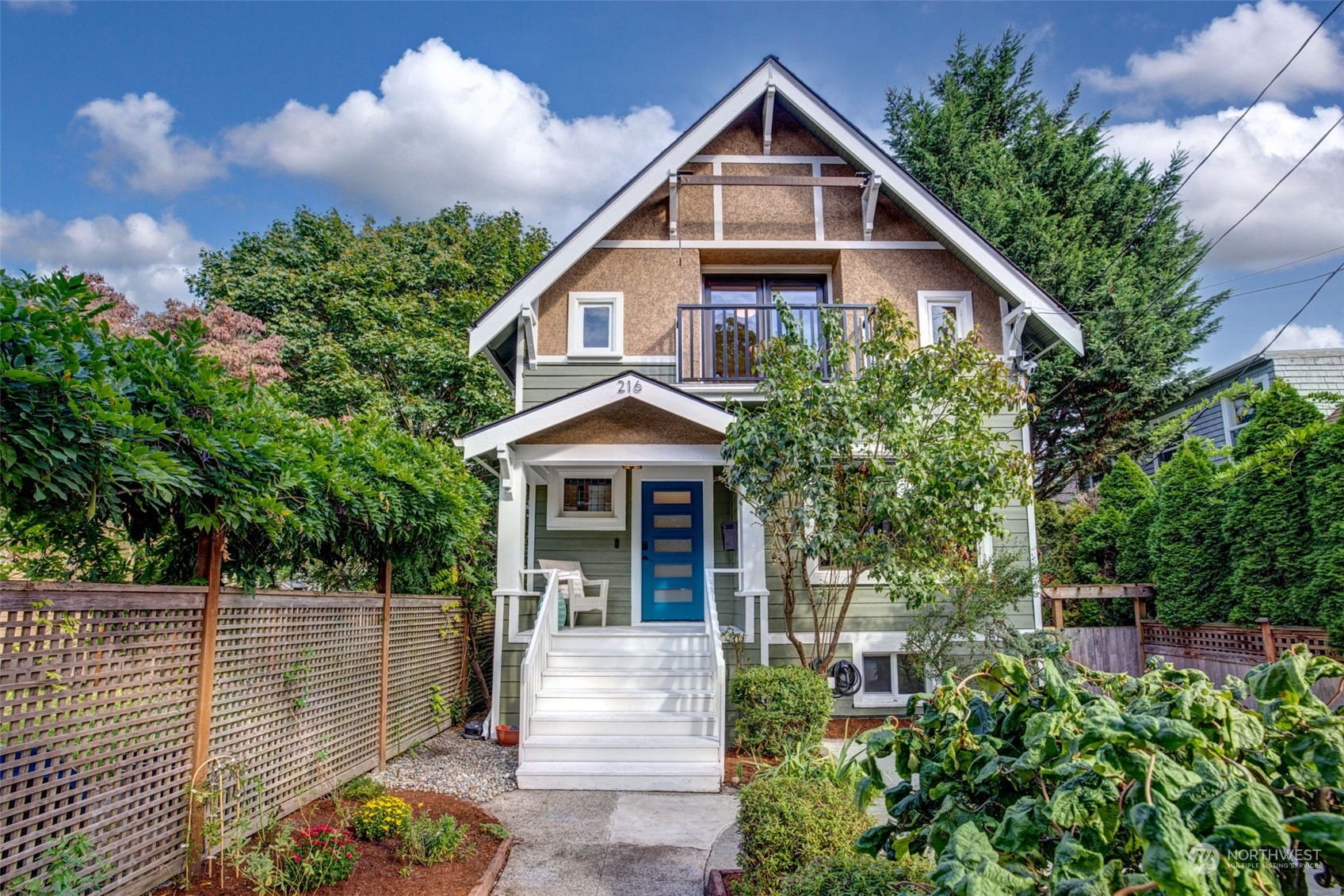 25th Ave, Seattle, WA 98144