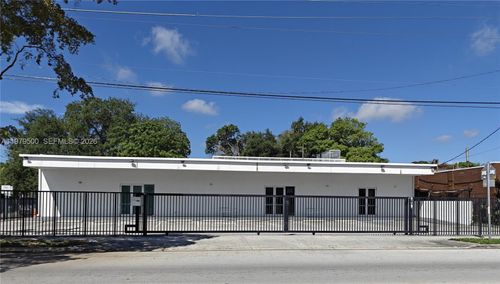 5900 Nw 2nd Ave, Miami, FL, 33127-1210 | Card Image