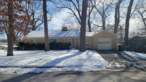 11605 W Mount Vernon Avenue, Wauwatosa, WI, 53226 | Card Image