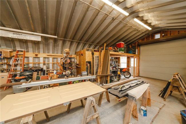 Garage | Image 67