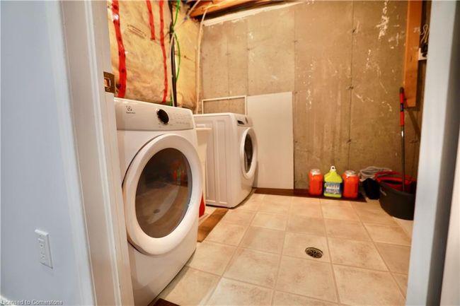 549 Violet St, Townhouse with 3 bedrooms, 3 bathrooms and 2 parking in Waterloo ON | Image 31