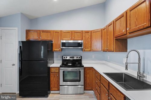 unit-301-691 Winding Stream Way, ODENTON, MD, 21113-4526 | Card Image
