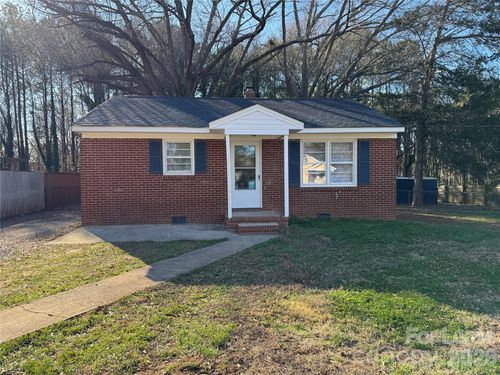 18 Barnes Dr, Belmont, NC, 28012-3922 | Card Image