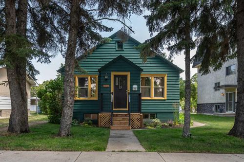 4705 47 St, Camrose, AB, T4V1J4 | Card Image