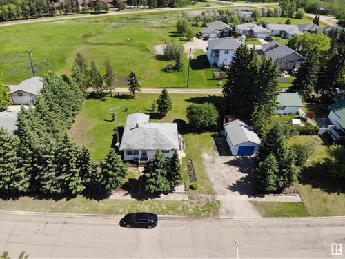 5132 55 Ave, Mundare, AB, T0B3H0 | Card Image