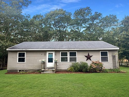 30 Teaberry Ln, Edgartown, MA, 02539-6821 | Card Image