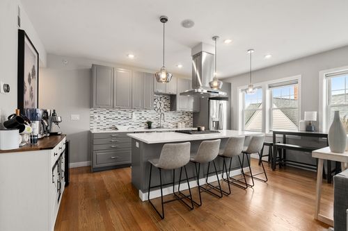 5-47 Sargent St, Boston, MA, 02125-3465 | Card Image