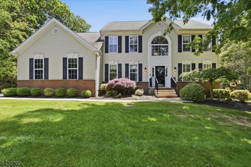7 Donna Ln, Flanders, NJ, 07836-4205 | Card Image