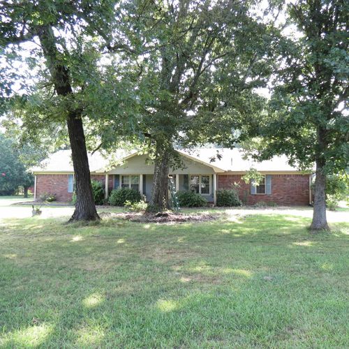 9201 Old Warren Rd, Pine Bluff, AR, 71603-8953 | Card Image