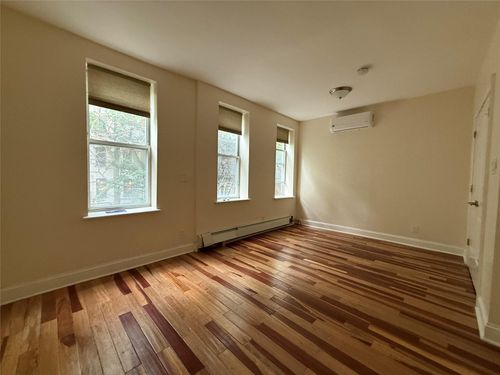 4-139 Kingston Ave, Brooklyn, NY, 11213-1522 | Card Image