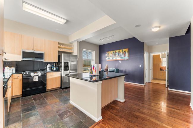 UNIT-1001 - 3505 Sage Rd, Condo with 2 bedrooms, 2 bathrooms and 2 parking in Houston TX | Image 9
