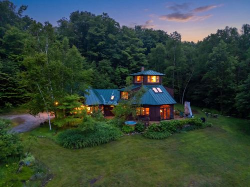 133 Ben Dexter Rd, Topsham, VT, 05076-3089 | Card Image