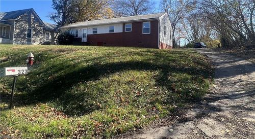 323 Coltrane Ave, High Point, NC, 27260-4413 | Card Image