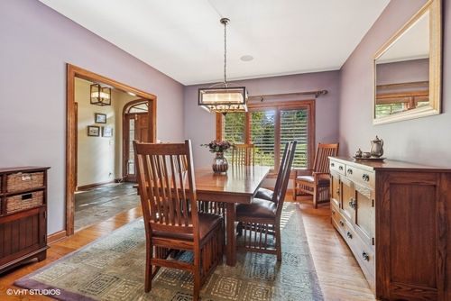 9032 Wolf Rd, Willow Springs, IL, 60480-1622 | Card Image