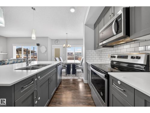 2408 Kelly Cir Sw, Edmonton, AB, T6W4G3 | Card Image