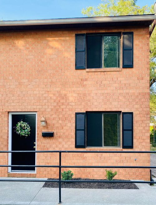 apt-10-106 Lee Ave Ne, Roanoke, VA, 24012-3665 | Card Image