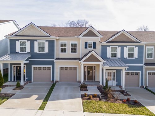 7090 Gracious Dr, Franklin, TN, 37064-4107 | Card Image