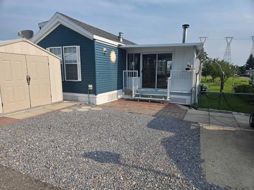 484 Carefree Resort, Rural Red Deer County, AB, T4G0K6 | Card Image