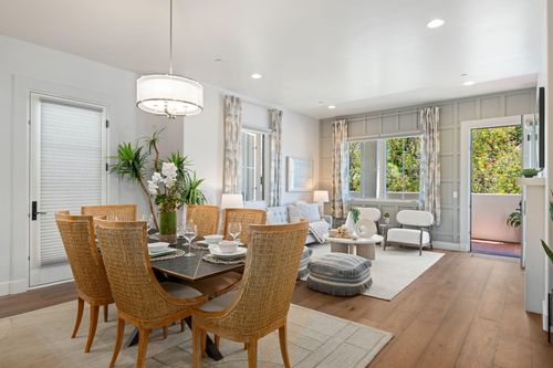207-3724 State St, SANTA BARBARA, CA, 93105-3120 | Card Image