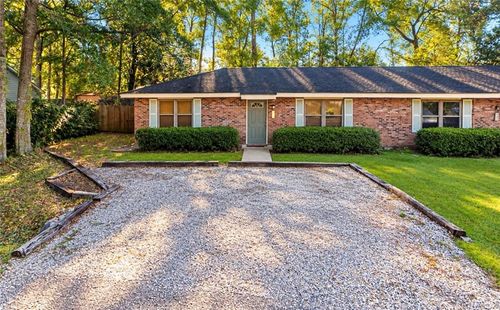 426 Inspiration Ln, Covington, LA, 70433-7423 | Card Image