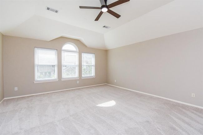7111 Morrow Ct, House other with 5 bedrooms, 4 bathrooms and 3 parking in Sugar Land TX | Image 35