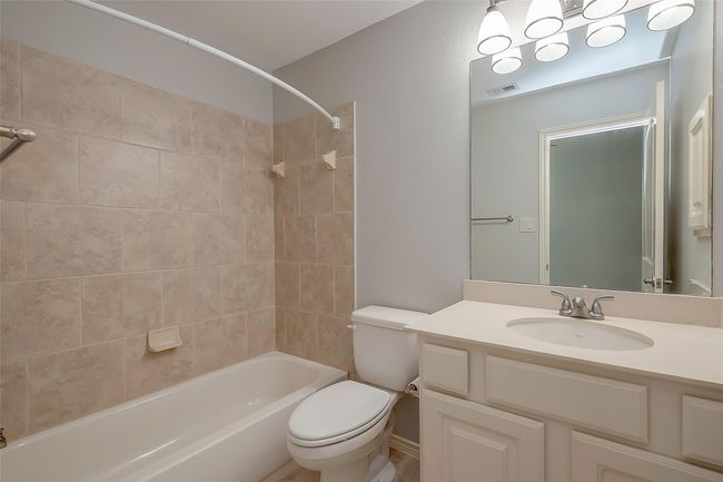 2323 Lost Bridge Ln, House other with 4 bedrooms, 3 bathrooms and 2 parking in Pearland TX | Image 25