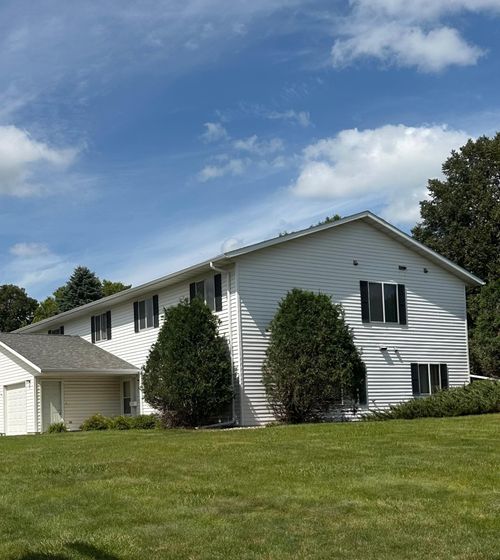 apt-2-1103 Horizon Dr, Marshall, MN, 56258-4552 | Card Image