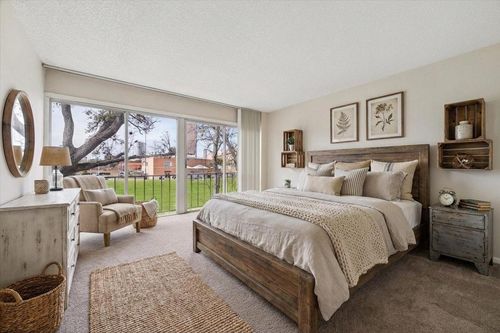 apt-210-5050 Ambassador Way, Houston, TX, 77056-4410 | Card Image