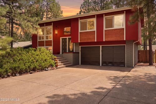 801 E Crestview Ave, Flagstaff, AZ, 86001-4719 | Card Image
