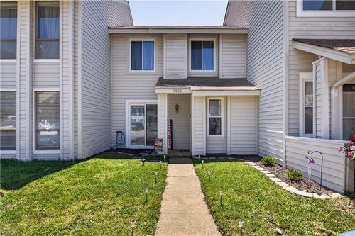 3611 Chase Ct, Virginia Beach, VA, 23462-6806 | Card Image