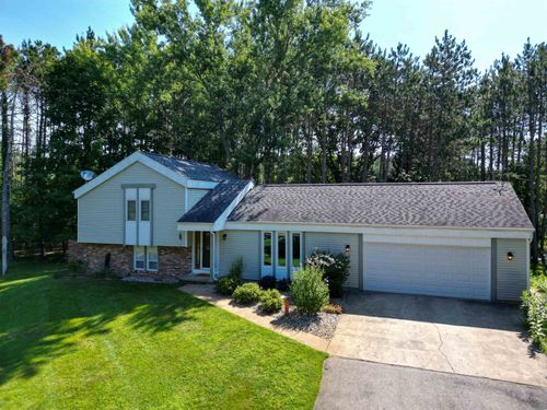 4055 Arrow Dr, Mount Pleasant, MI, 48858-9058 | Card Image