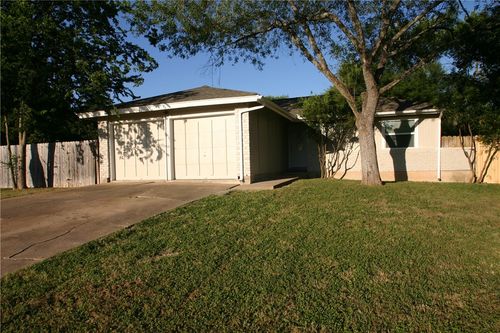 7209 Shadywood Dr, Austin, TX, 78745-6456 | Card Image