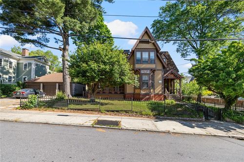 118 Williams St, Providence, RI, 02906-1031 | Card Image
