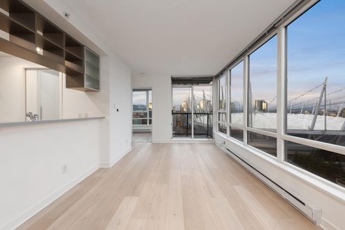 2705-928 Beatty St, Vancouver, BC, V6Z3G6 | Card Image