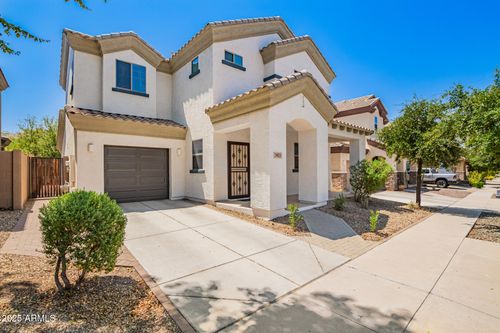 3903 E Branham Ln, Phoenix, AZ, 85042-9650 | Card Image