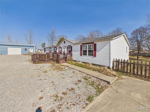 136 Shadow Rock Lake Rd, Poplar Bluff, MO, 63901-6916 | Card Image