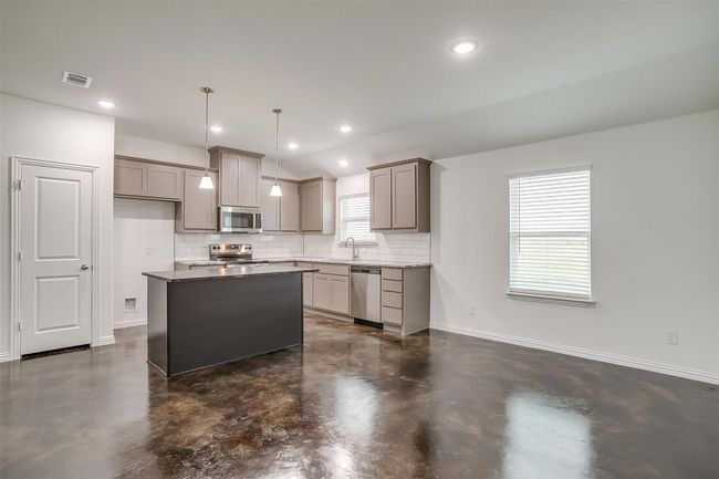 5716 High Plains Trl, House other with 5 bedrooms, 3 bathrooms and null parking in Joshua TX | Image 8