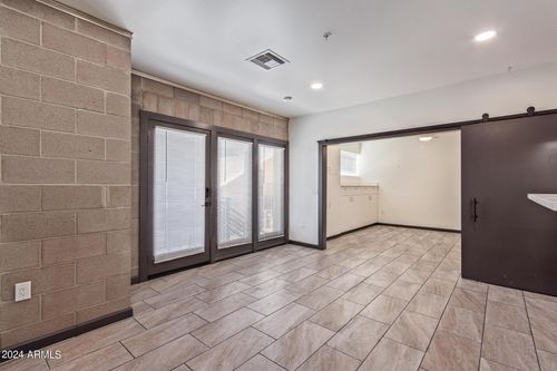 2a-129 N 11th Ave, Phoenix, AZ, 85007-2706 | Card Image