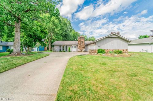 6165 Creekside Ln, North Ridgeville, OH, 44039-2515 | Card Image