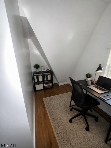 Residential Lease in Newark City 4