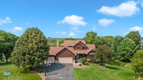 19700 Pembrook Cir, Rogers, MN, 55374-8947 | Card Image