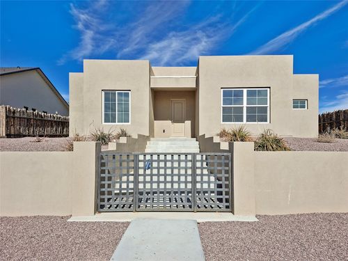 21 Flower Garland Rd, Santa Fe, NM, 87508-2122 | Card Image