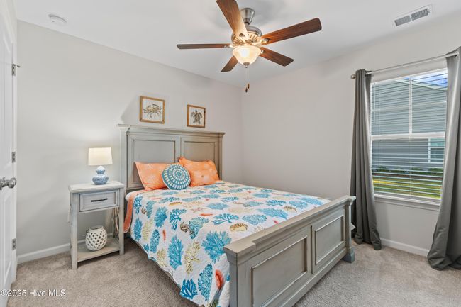Guest Room | Image 19
