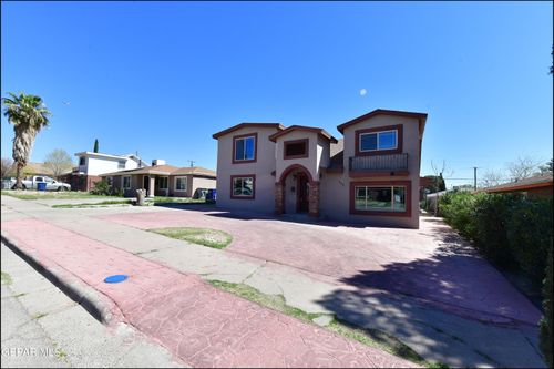 908 Bolivia St, El Paso, TX, 79903-4920 | Card Image