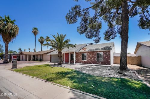3825 W Beryl Ave, Phoenix, AZ, 85051-1137 | Card Image