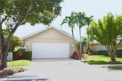 2149 Sw Mayflower Drive, House other with 3 bedrooms, 2 bathrooms and 2 parking in Palm City FL | Image 1