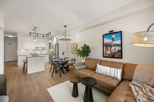 407-20926 83 Ave, Langley, BC, V2Y3Y9 | Card Image